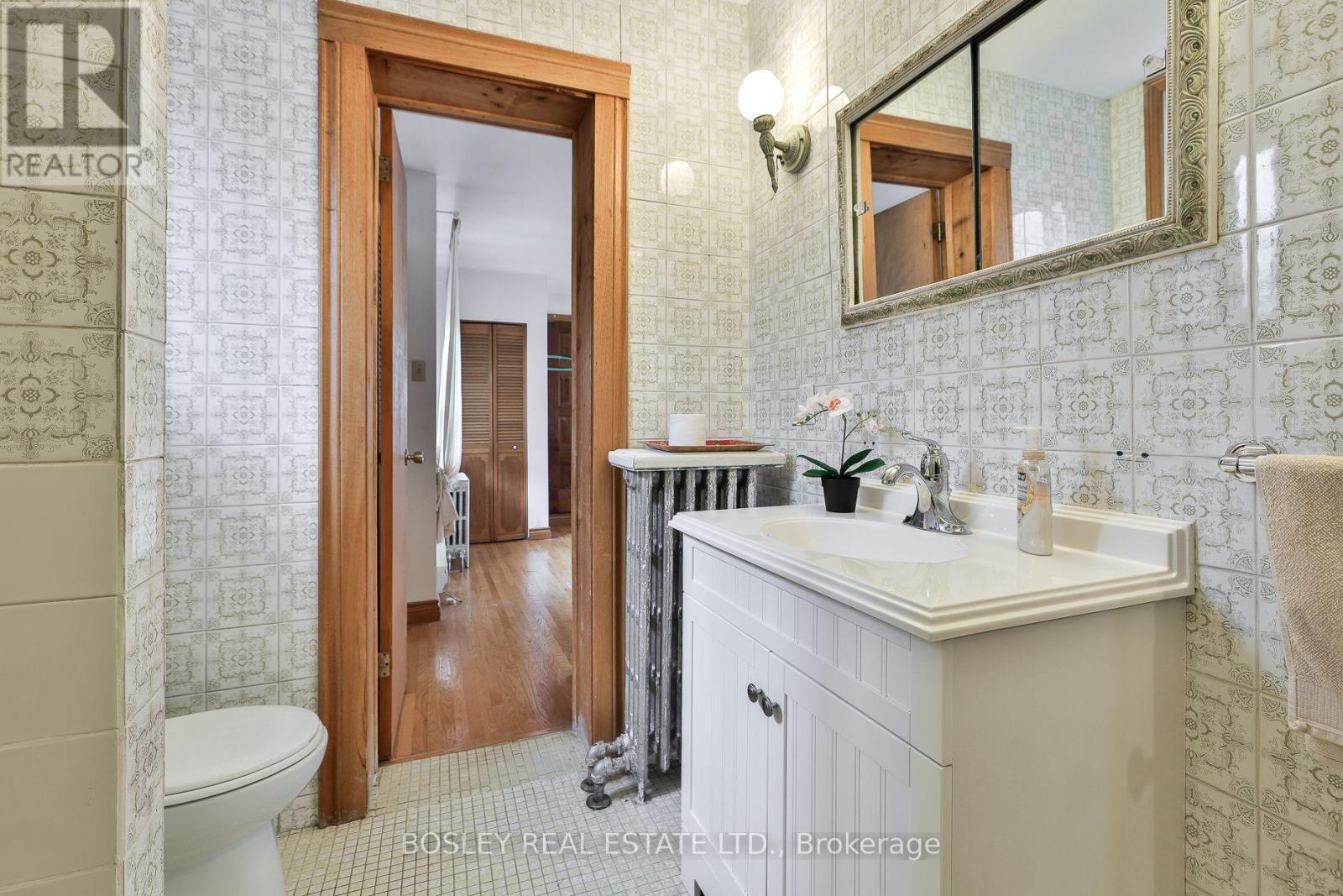 528 SOUDAN AVENUE - 28