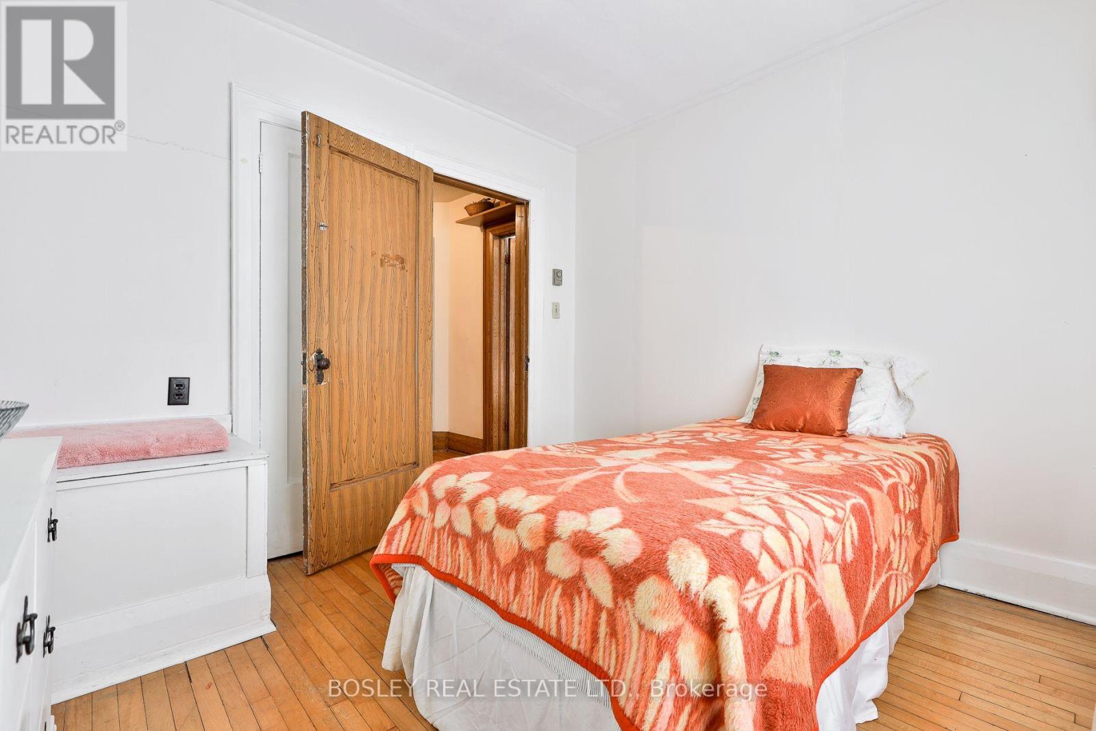 528 SOUDAN AVENUE - Image 31