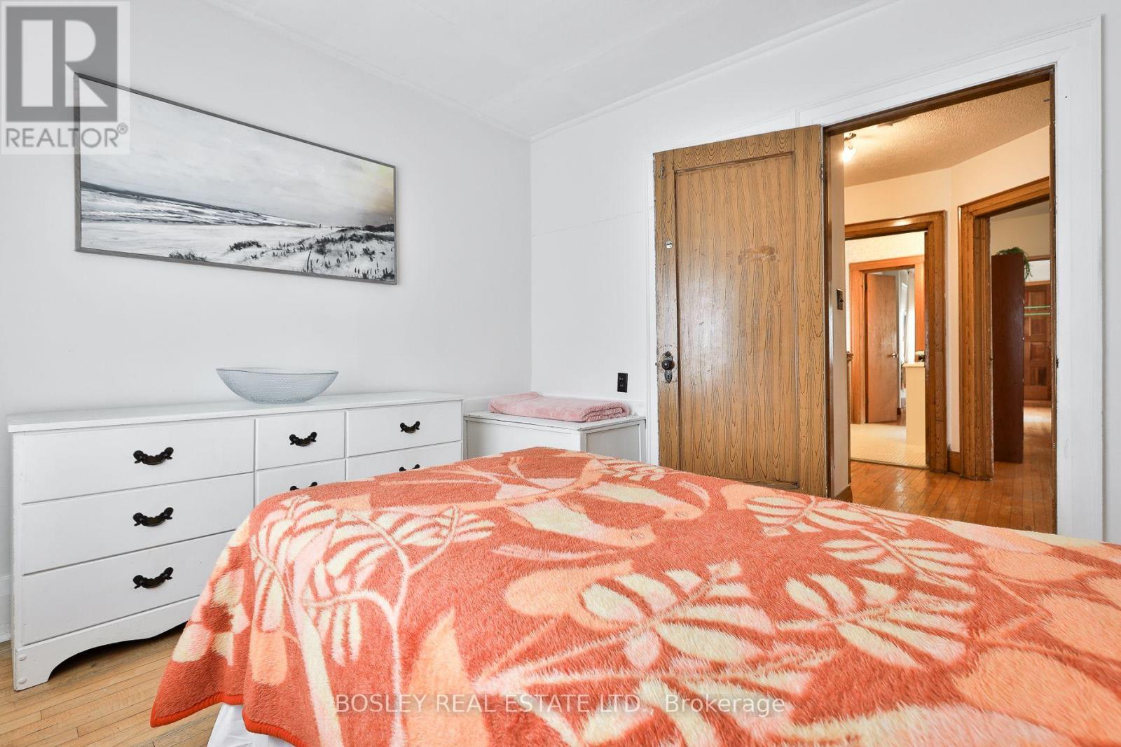 528 SOUDAN AVENUE - 32