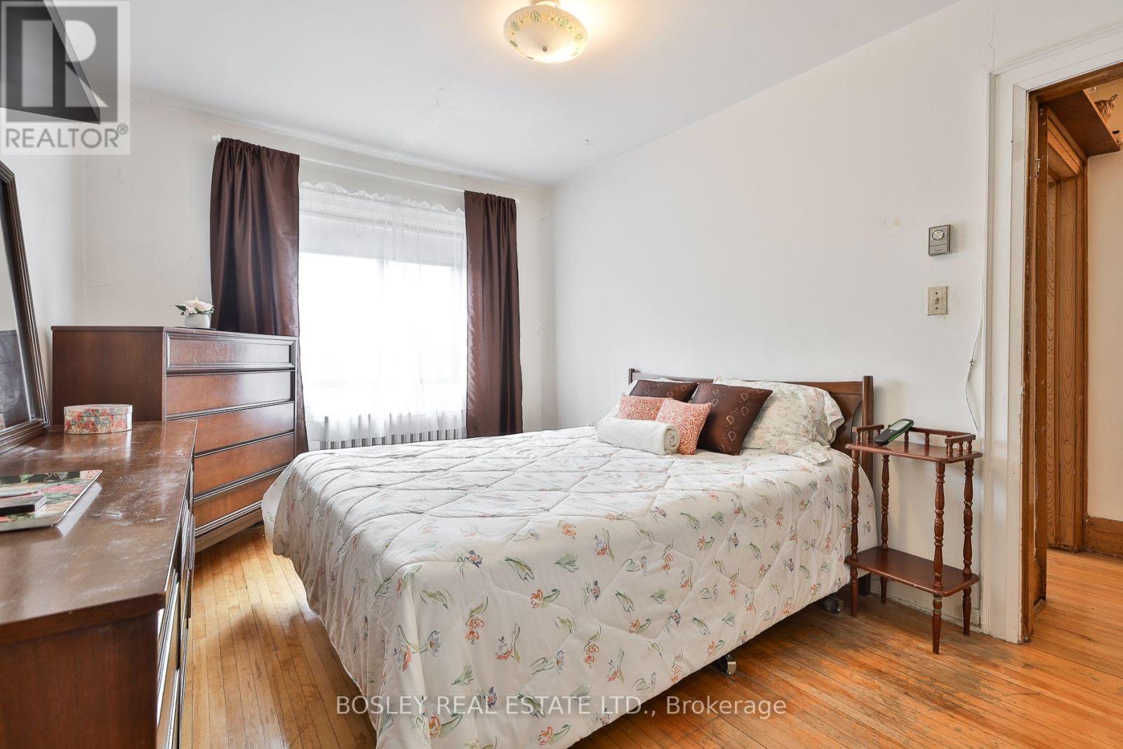 528 SOUDAN AVENUE - Image 33