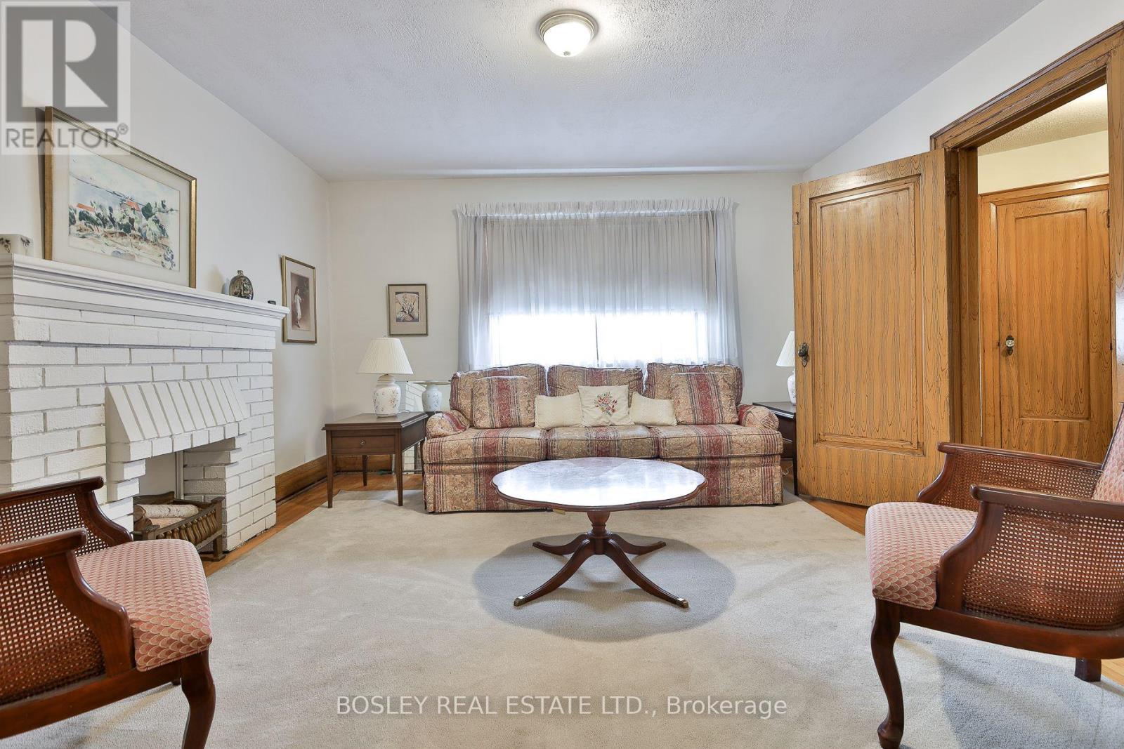 528 SOUDAN AVENUE - 5