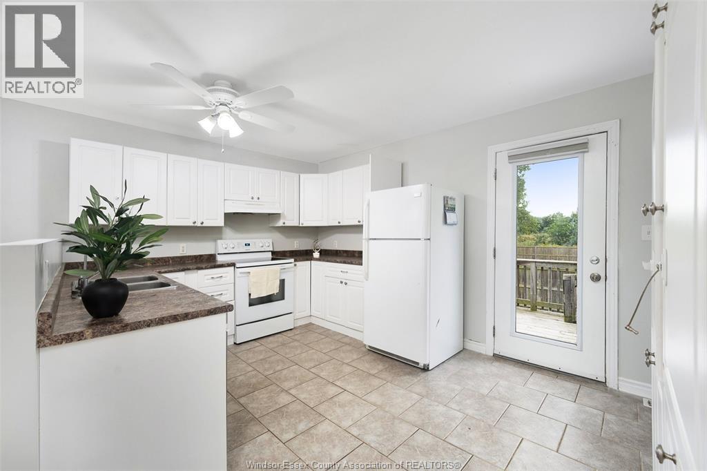 1233 ARMANDA STREET - 13