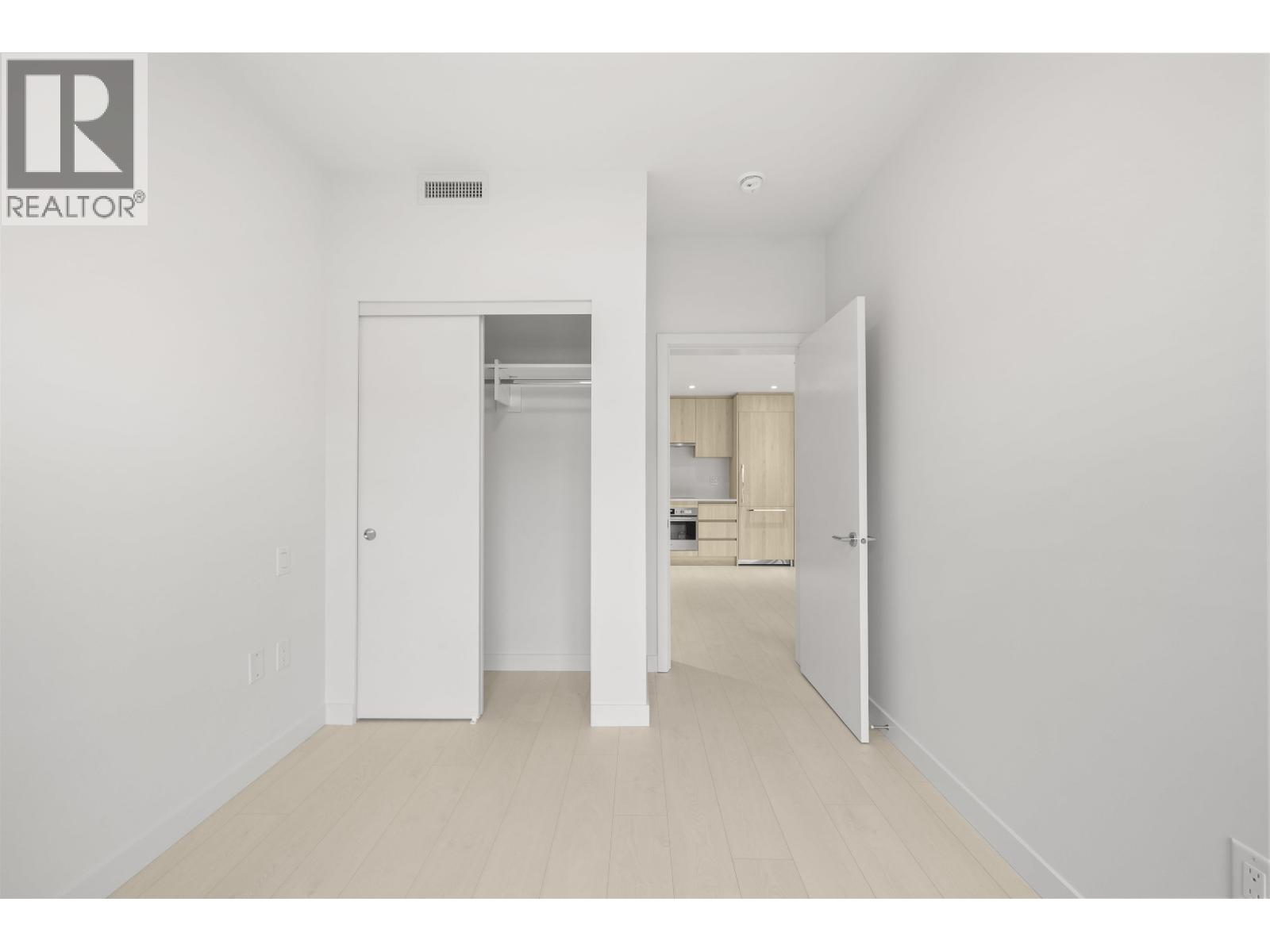 Photo of 111 4928 QUEBEC STREET 23