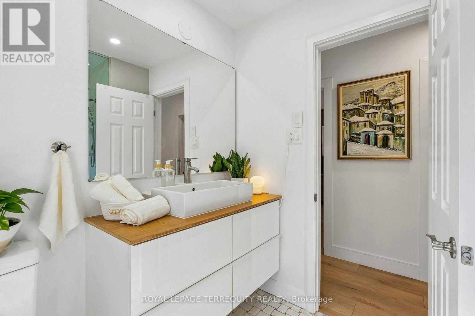 2 RICHBOURNE COURT - Image 21