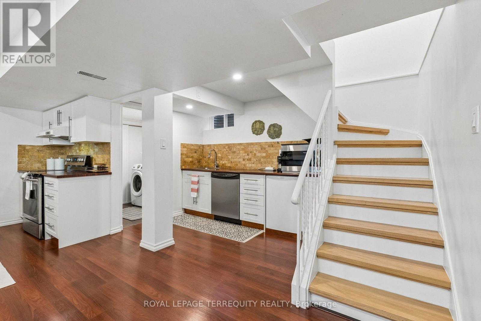 2 RICHBOURNE COURT - Image 24