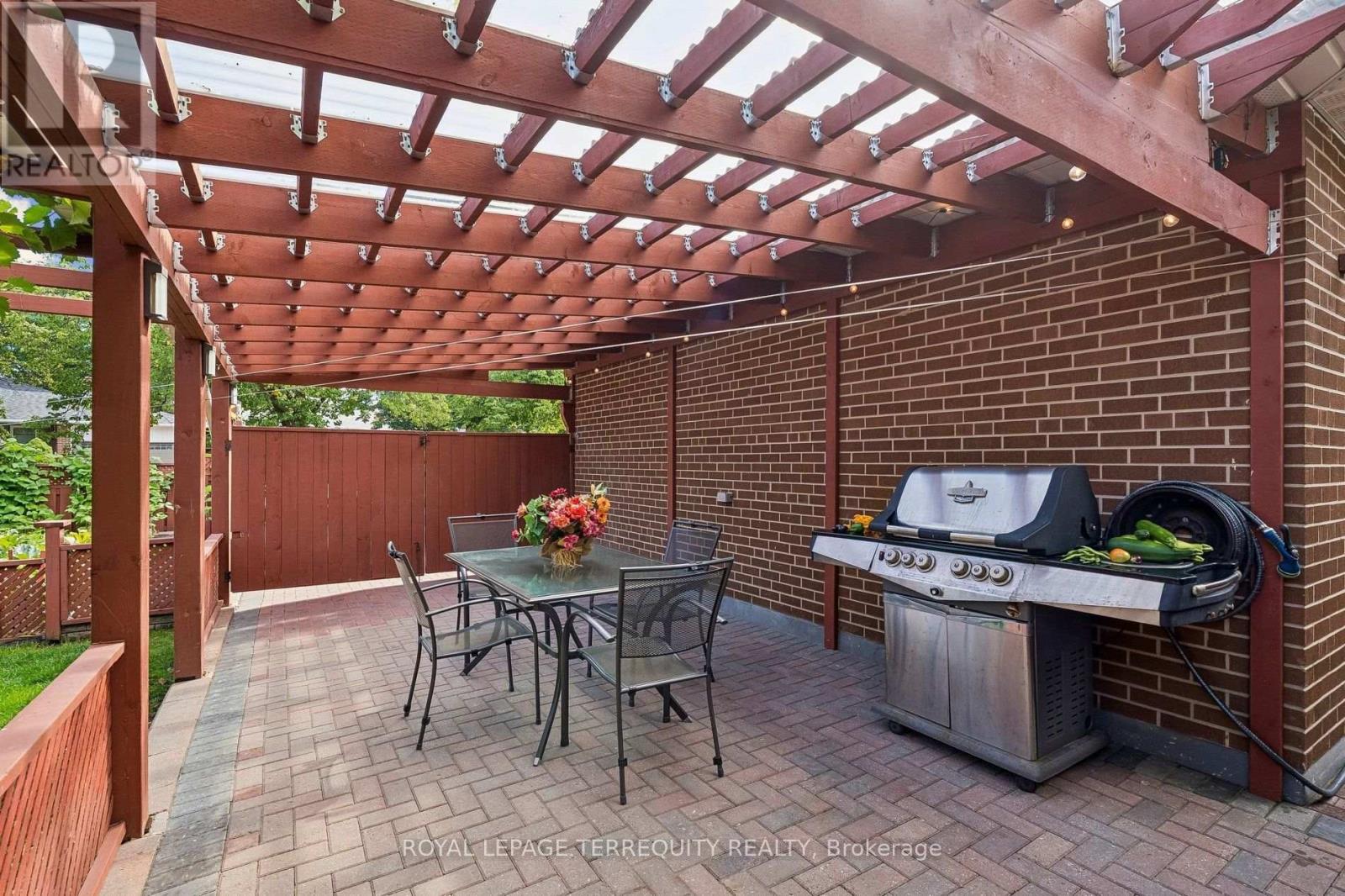 2 RICHBOURNE COURT - Image 36