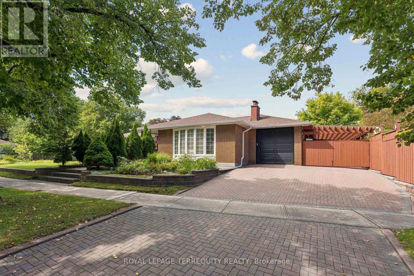 2 RICHBOURNE COURT - 42