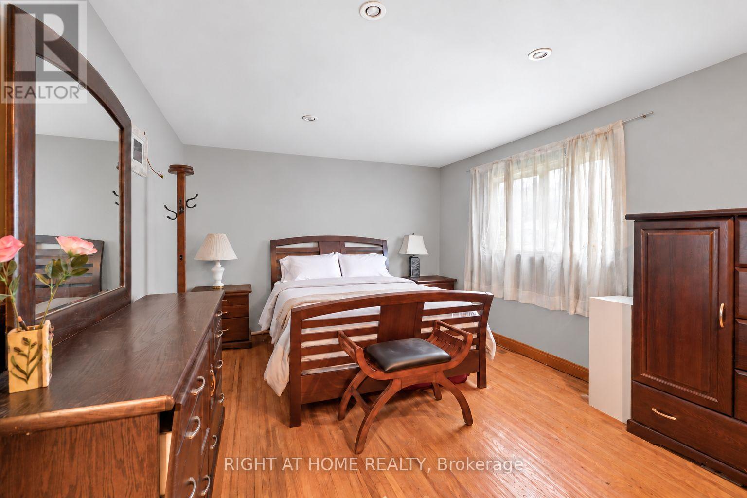 701 CENTRAL PARK BOULEVARD N - 14