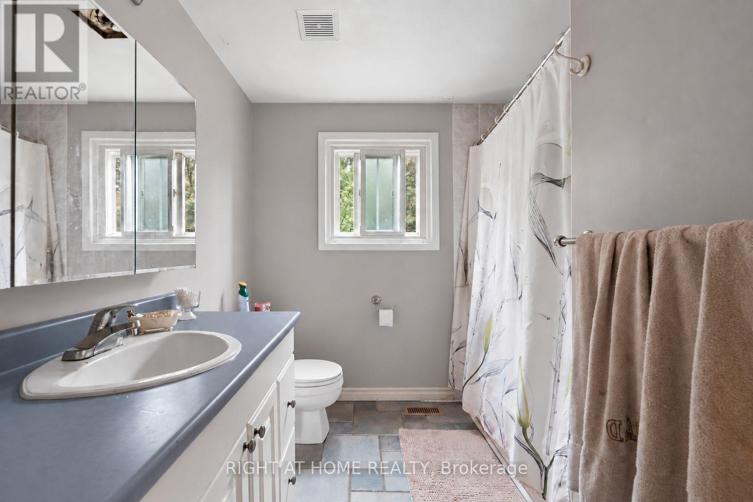 701 CENTRAL PARK BOULEVARD N - 15