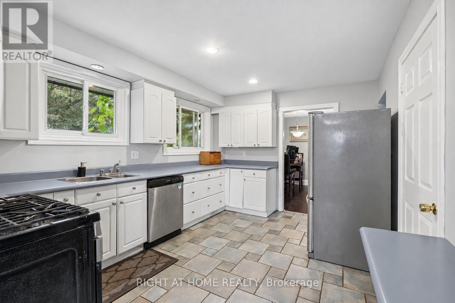 701 CENTRAL PARK BOULEVARD N - 4