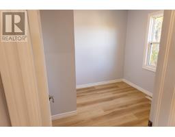 70 Clarence Street thumbnail 13