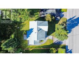 70 Clarence Street thumbnail 3