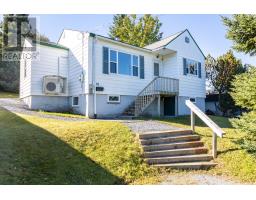 70 Clarence Street thumbnail 6
