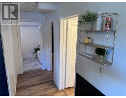 32 Beaumont Avenue thumbnail 14