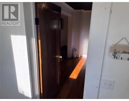 32 Beaumont Avenue thumbnail 5