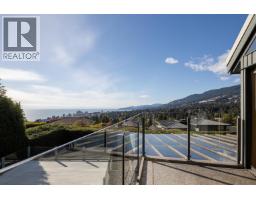 975 Aubeneau Crescent, West Vancouver, BC V7T1T4 Photo 22