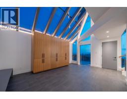 975 Aubeneau Crescent, West Vancouver, BC V7T1T4 Photo 30