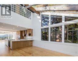975 Aubeneau Crescent, West Vancouver, BC V7T1T4 Photo 13