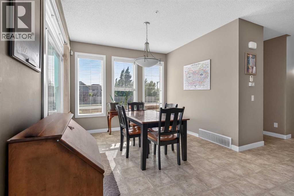 4 Sunset Square, Cochrane, Alberta, T4C0H4 — thumbnail 11