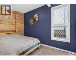 4 Sunset Square - photo 14