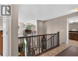4 Sunset Square - photo 23