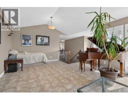 4 Sunset Square - photo 21