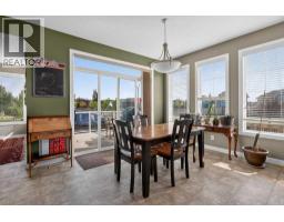 4 Sunset Square - photo 6