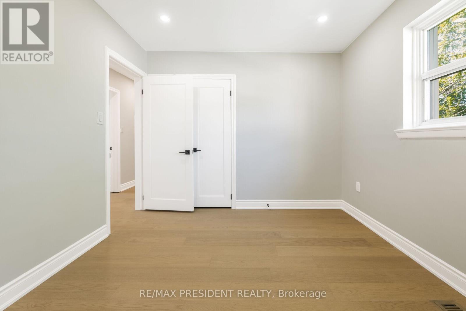 2420 EDENHURST DRIVE - 23