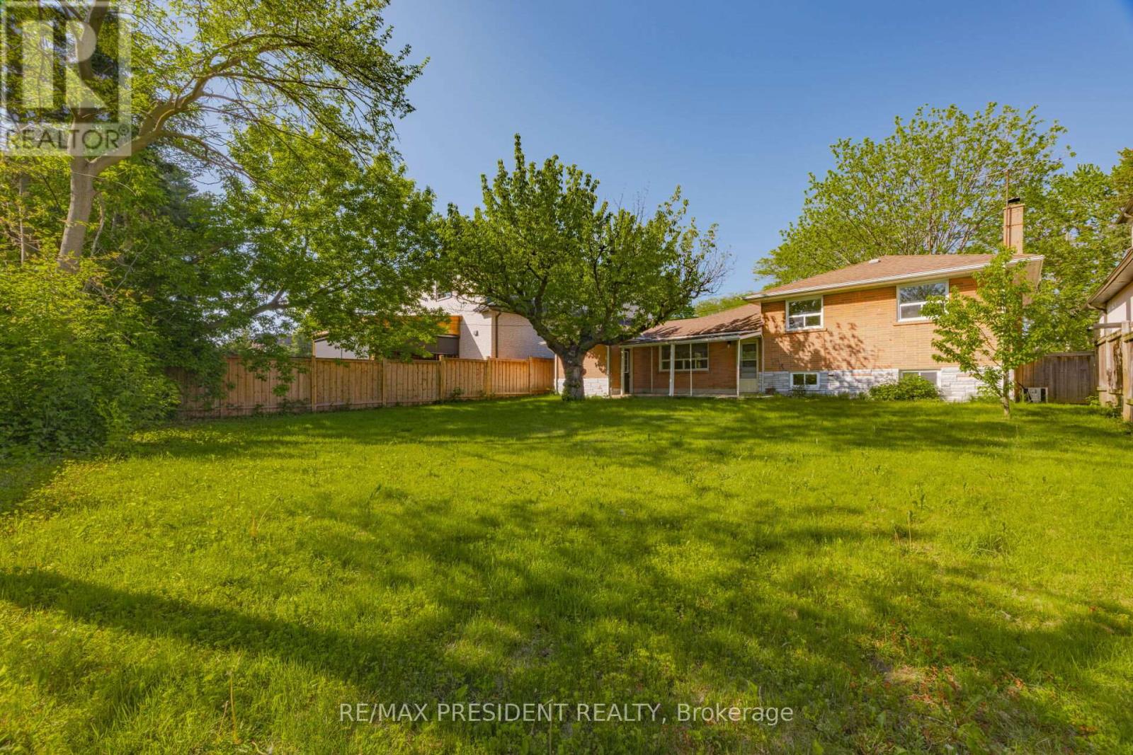 2420 EDENHURST DRIVE - Image 44