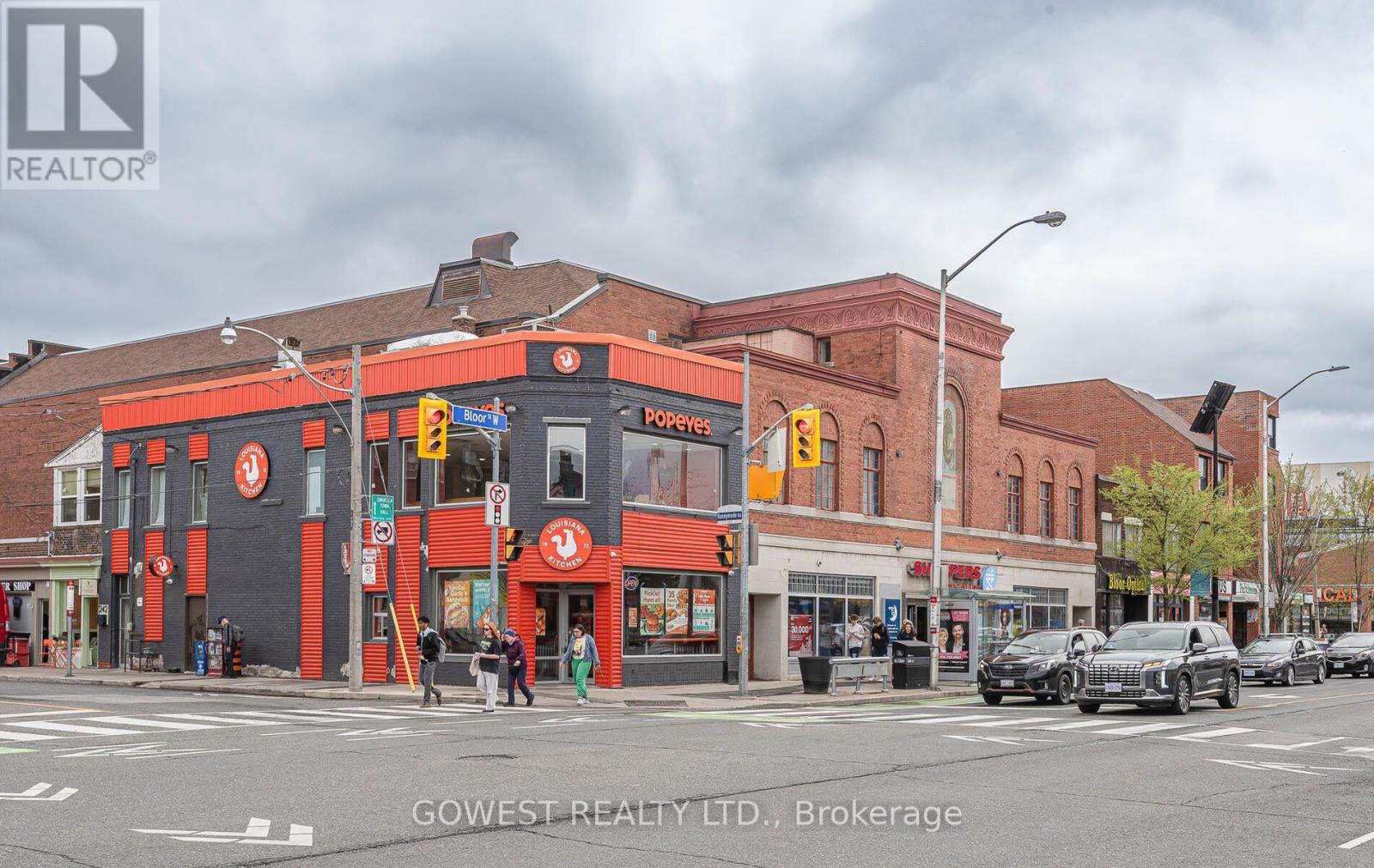205 Keele Street — photo 39