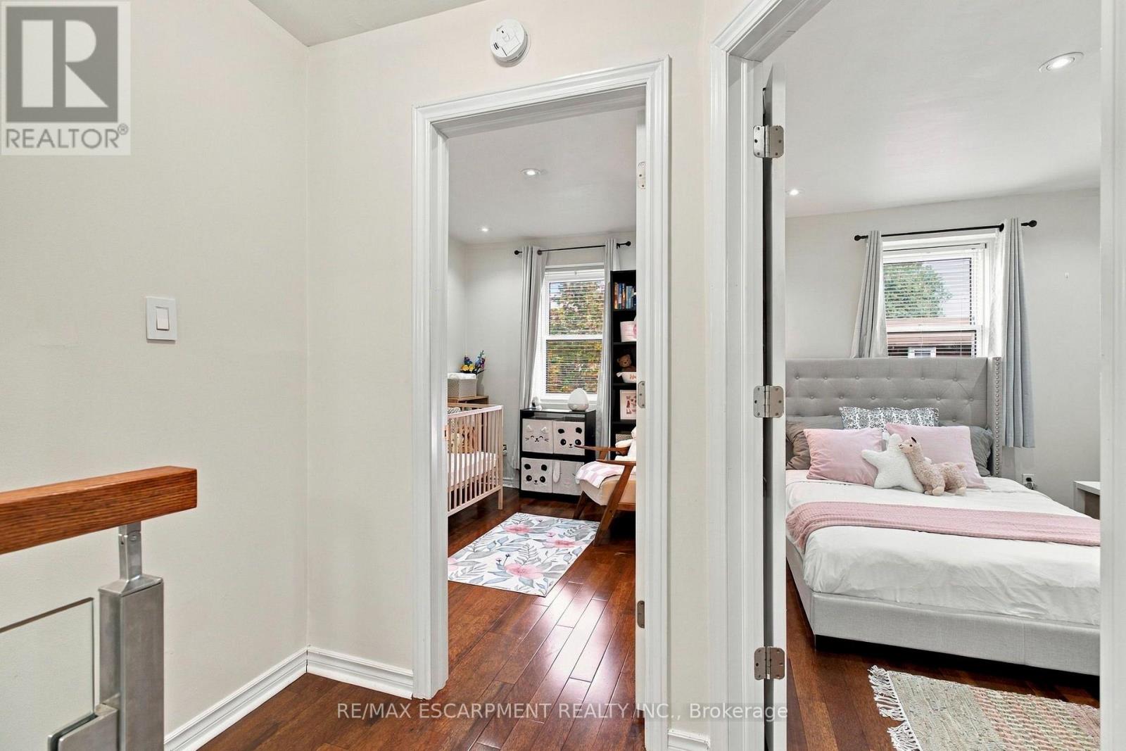 #59 371 BRONTE STREET S - 15