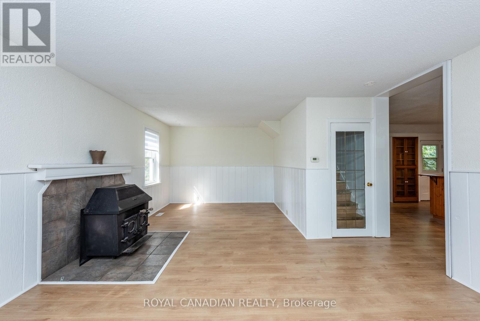 9775 HIGHWAY 7 - 24