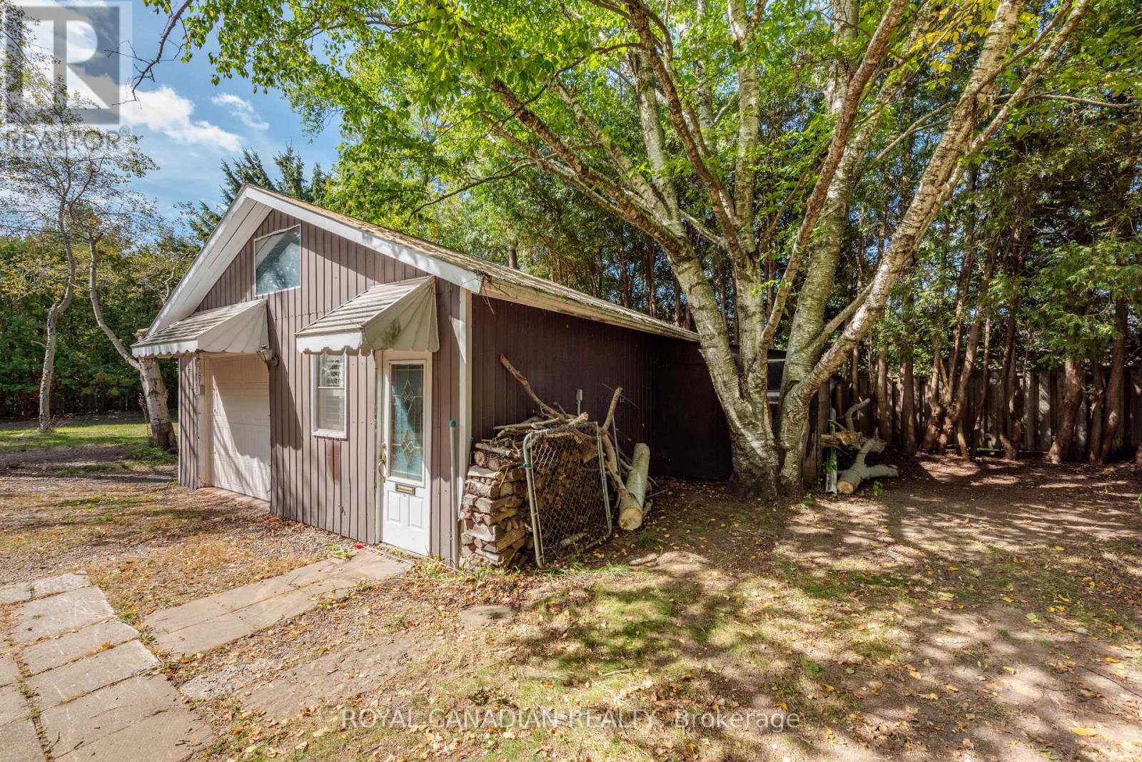 9775 HIGHWAY 7 - 43