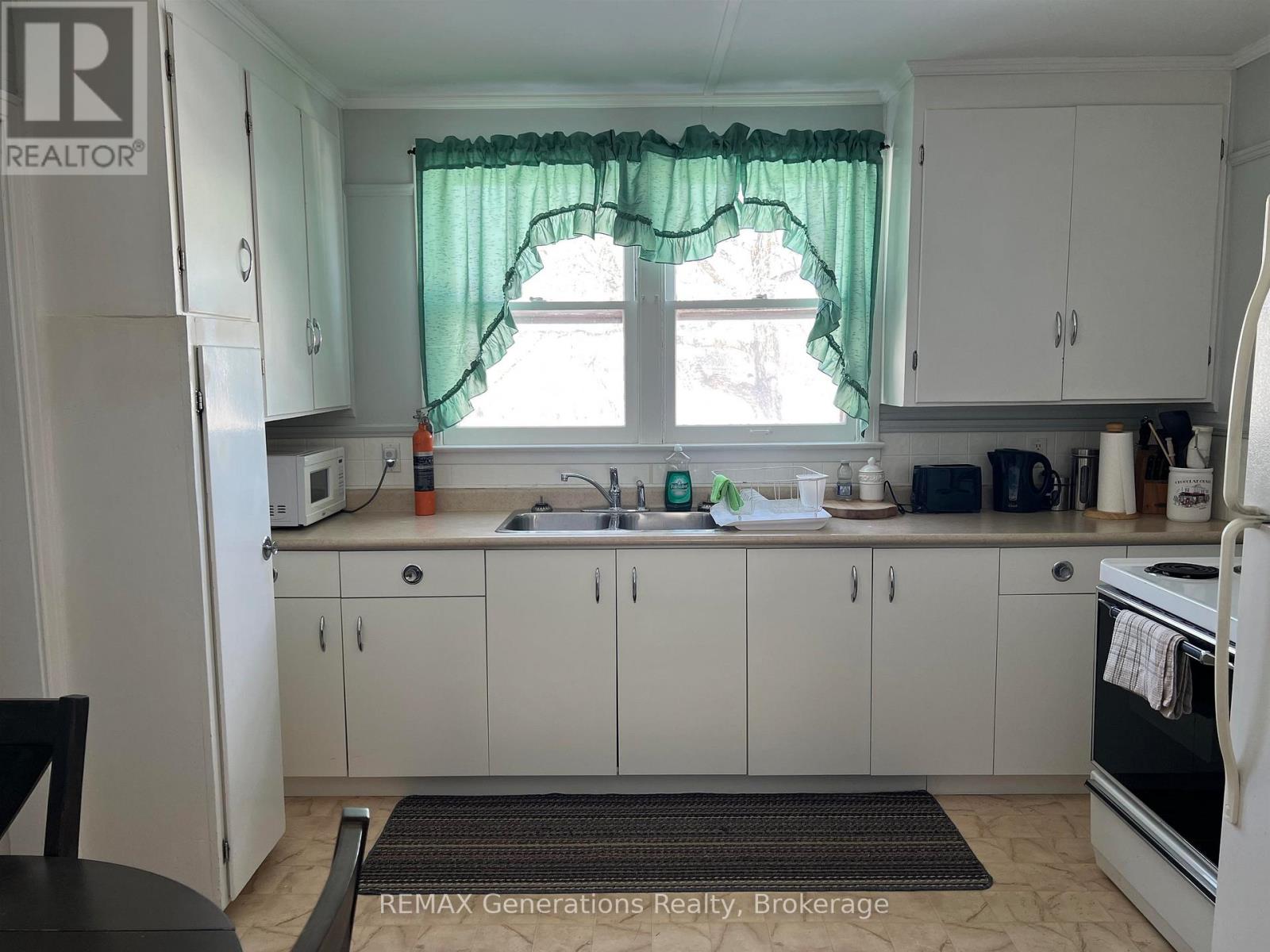12 MCCULLOUGH STREET - 4
