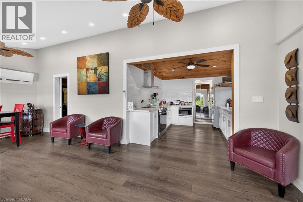 7 RIVERFRONT Lane - 12