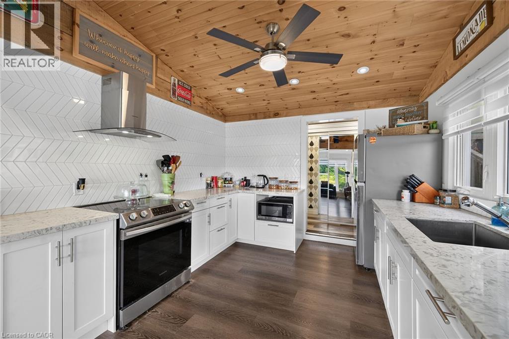 7 RIVERFRONT Lane - 15