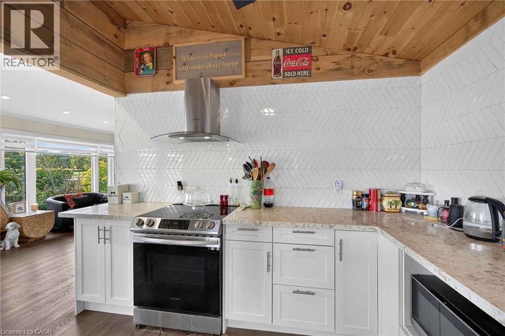 7 RIVERFRONT Lane - 18