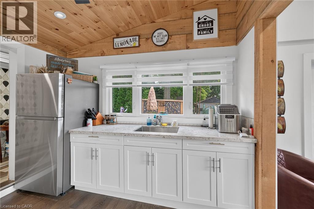 7 RIVERFRONT Lane - 19