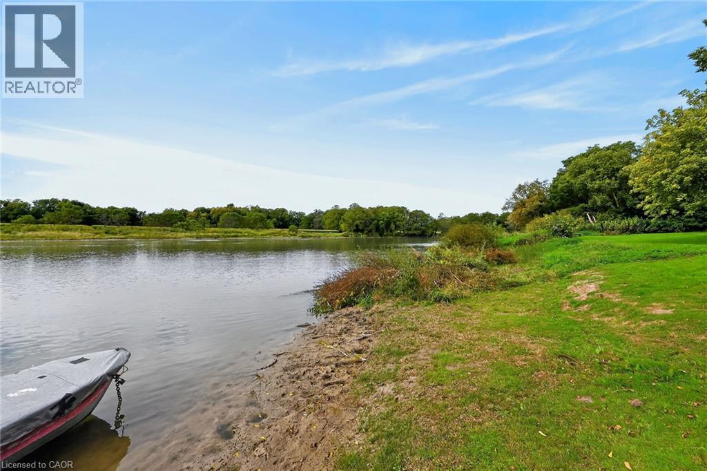 7 RIVERFRONT Lane - 4