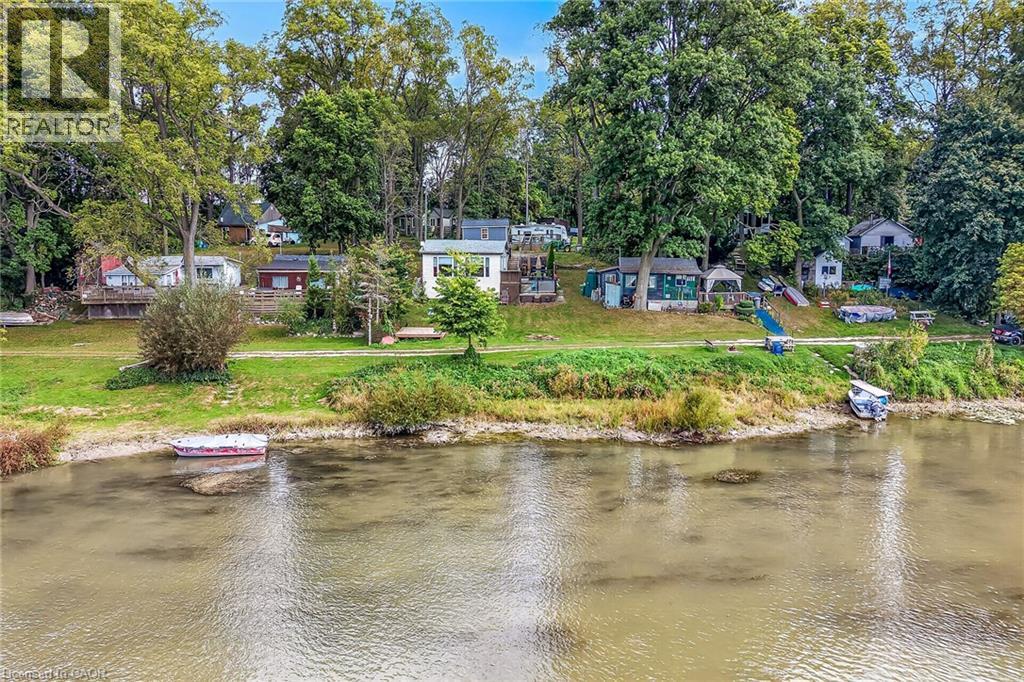 7 RIVERFRONT Lane - 5
