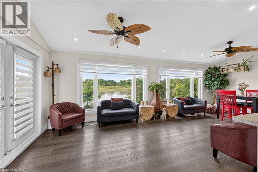 7 RIVERFRONT Lane - 7