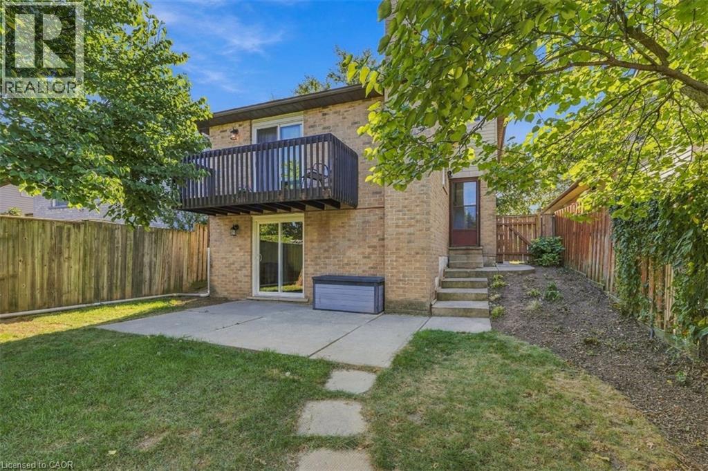 32 TWINOAKS Crescent - 41