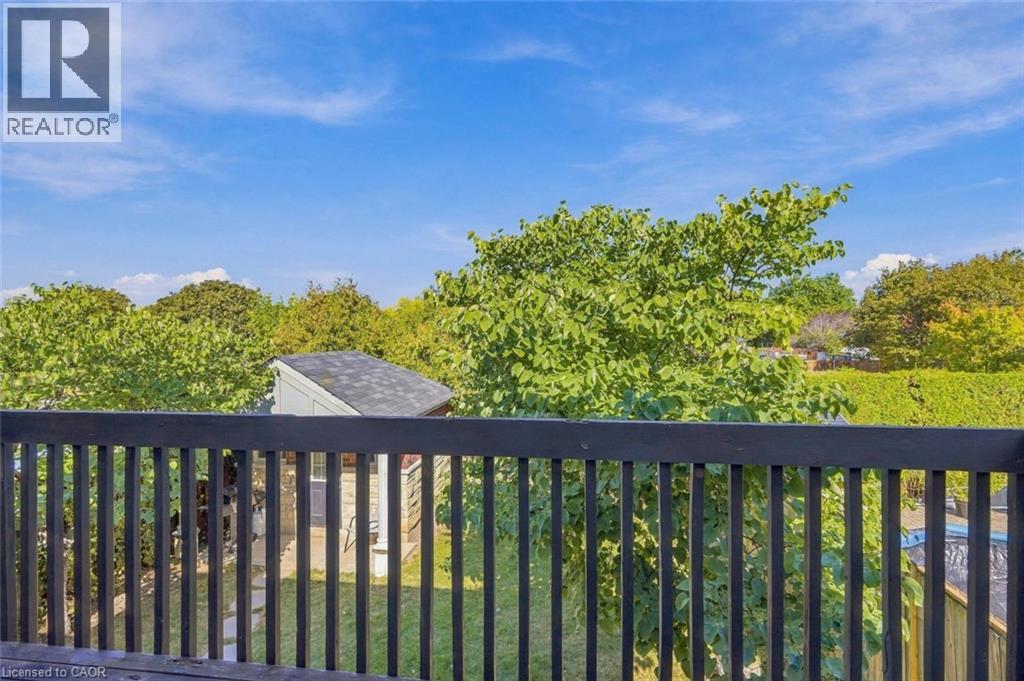 32 TWINOAKS Crescent - Image 43