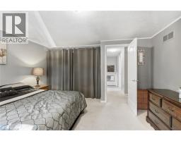 32 Twinoaks Crescent, Hamilton, ON L8J2E7 Photo 29
