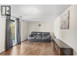 32 Twinoaks Crescent, Hamilton, ON L8J2E7 Photo 31
