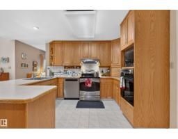 12304 Grand View Dr Nw, Edmonton, AB T6H4K4 Photo 15