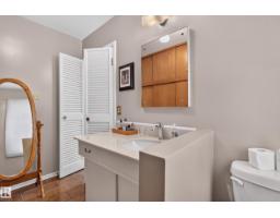 12304 Grand View Dr Nw, Edmonton, AB T6H4K4 Photo 35