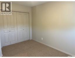 1914 Laurier Crescent E, Regina, SK S4V0N8 Photo 27