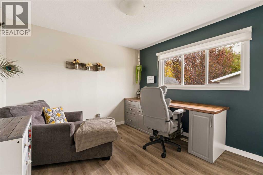228 Midridge Crescent SE - Image 25