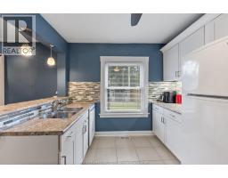 2457 Turner, Windsor, ON N8W3K9 Photo 13